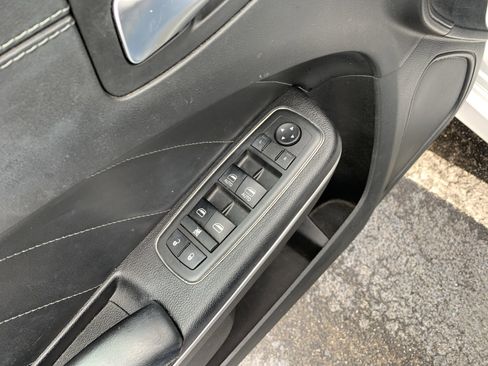 Used 2019 Dodge Charger R/T w/ Plus Group RWD image 14