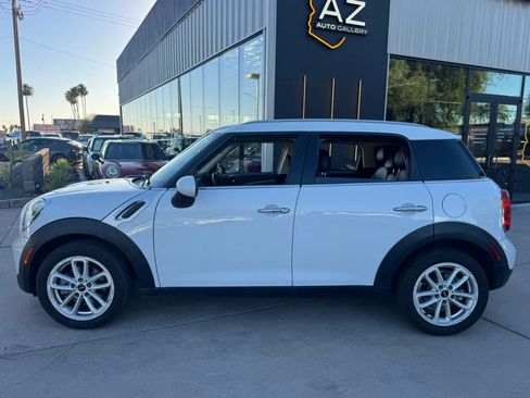 Used 2016 MINI Cooper Countryman w/ Premium Package FWD image 9