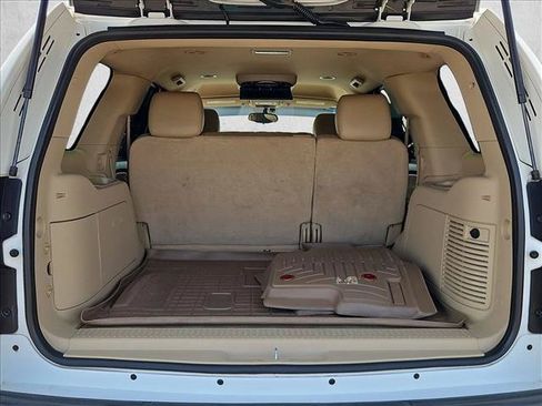 Used 2012 Chevrolet Tahoe LT RWD image 10