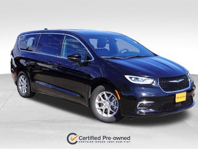 Certified 2026 Chrysler Pacifica Select