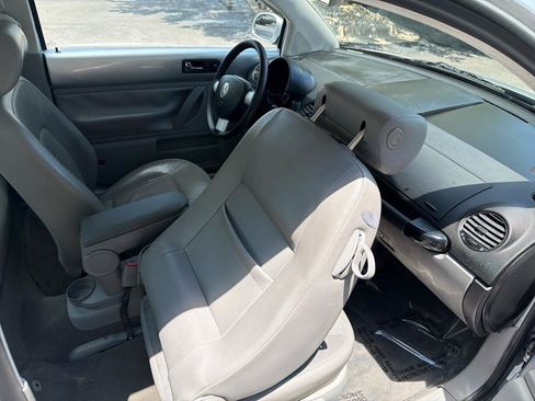 Used 2003 Volkswagen Beetle GLS FWD image 24
