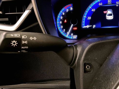 Used 2022 Toyota Corolla XSE image 30