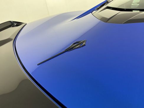 New 2025 Chevrolet Corvette E-Ray image 10