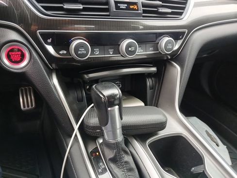 Used 2021 Honda Accord Sport Special Edition image 2