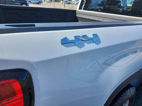 Used 2024 GMC Sierra 1500 Pro w/ Pro Value Package image 5