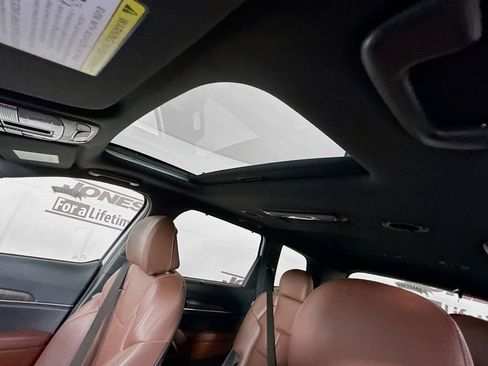 Used 2023 Kia Telluride EX w/ EX Captain's Chair Package image 12