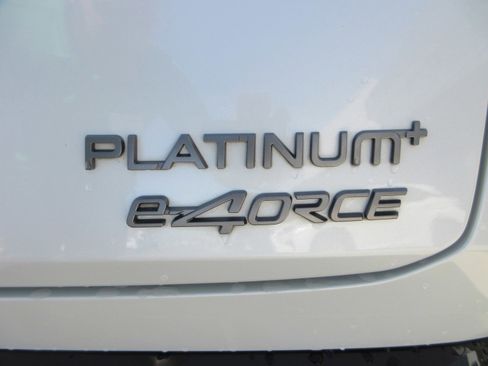 Used 2023 Nissan Ariya image 9