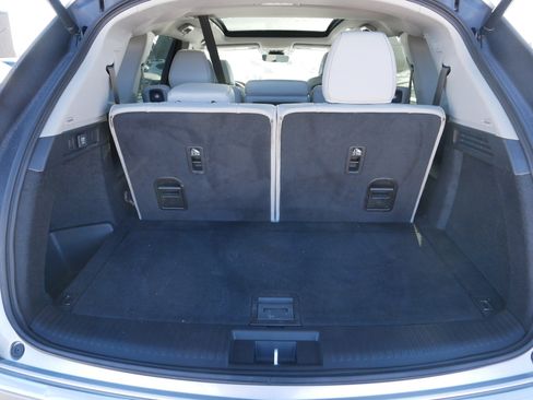 Used 2023 Acura MDX SH-AWD w/ Technology Package image 18