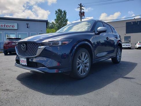 Certified 2024 MAZDA CX-5 Signature AWD/4WD image 3