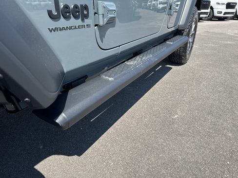 New 2025 Jeep Wrangler Sport S image 15