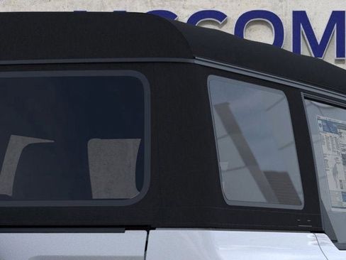 New 2025 Ford Bronco 4-Door image 25