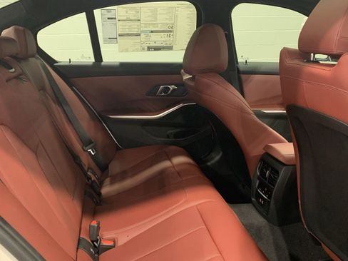 Used 2025 BMW 330i Sedan w/ Convenience Package image 24