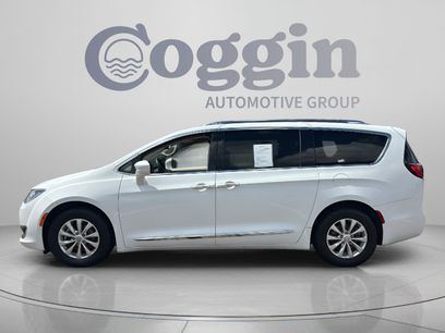 Used 2018 Chrysler Pacifica Touring-L