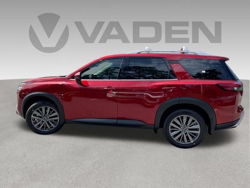 Used 2024 Nissan Pathfinder SL AWD/4WD image 5
