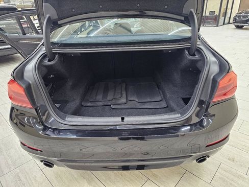 Used 2017 BMW 530i RWD image 13