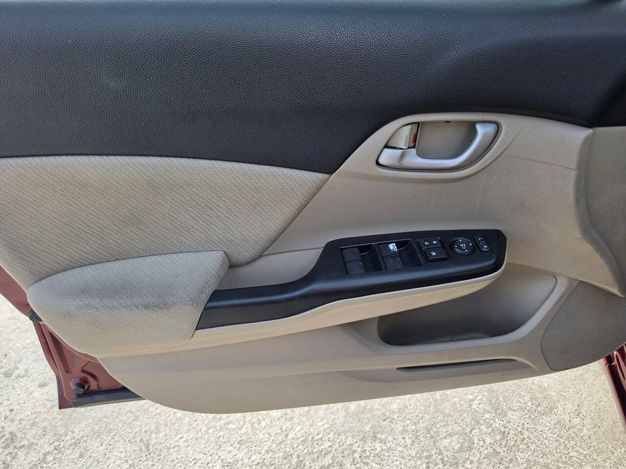 Used 2013 Honda Civic LX image 18