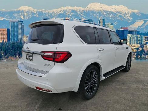 Certified 2024 INFINITI QX80 Sensory AWD/4WD image 6