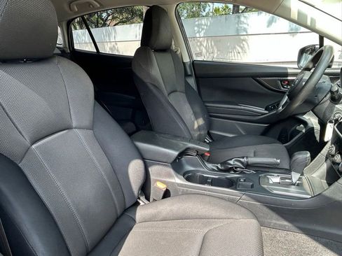Used 2019 Subaru Crosstrek 2.0i AWD/4WD image 31