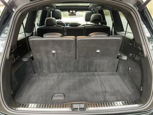 Used 2021 Mercedes-Benz GLS 580 4MATIC image 18