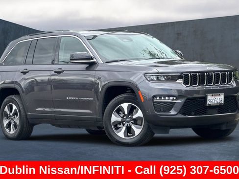 Used 2023 Jeep Grand Cherokee 4WD 4xe w/ Luxury Tech Group II image 2