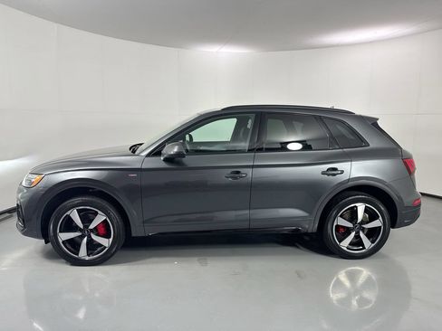 Used 2024 Audi Q5 2.0T Premium Plus w/ Premium Plus Package AWD/4WD image 2