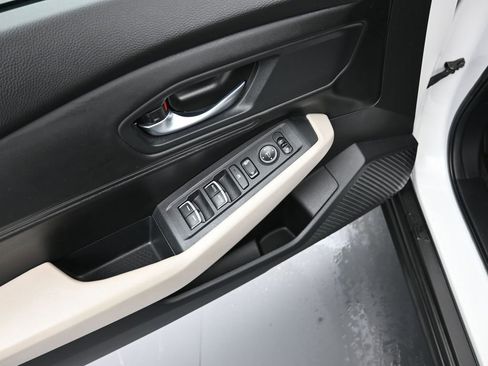 Used 2023 Honda Accord EX image 24