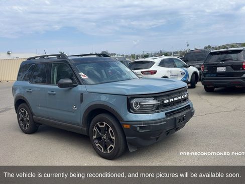 Used 2022 Ford Bronco Sport Outer Banks AWD/4WD image 3