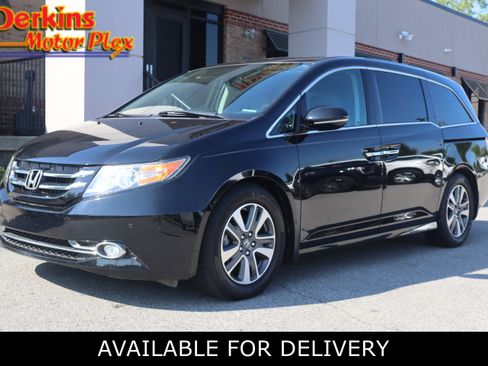 Used 2017 Honda Odyssey Touring Elite image 1