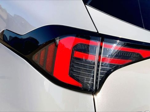 Certified 2026 Kia Sportage EX image 31