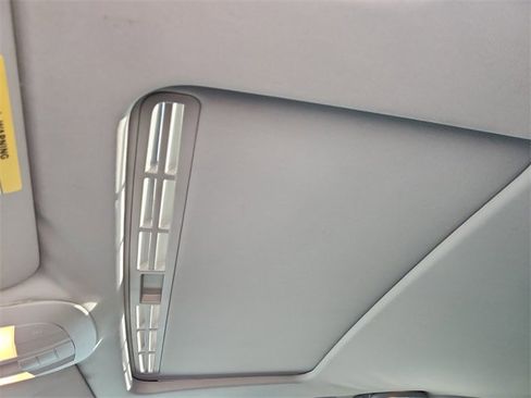 Used 2011 Mercedes-Benz ML 350 2WD image 16