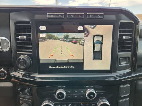 Used 2023 Ford F250 Lariat w/ Sport Appearance Package AWD/4WD image 18