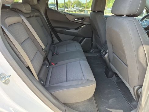 Used 2025 Chevrolet Equinox LT AWD/4WD image 20