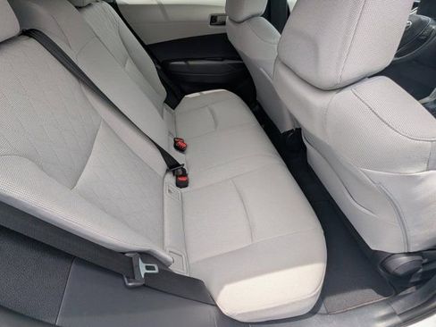 Used 2024 Toyota Corolla Cross LE FWD image 14