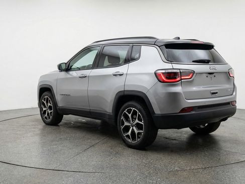 Used 2025 Jeep Compass Limited AWD/4WD image 6