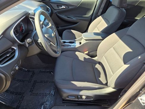 Used 2023 Chevrolet Malibu LT image 8