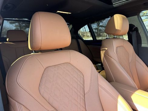 Certified 2023 BMW 540i xDrive w/ Executive Package image 27