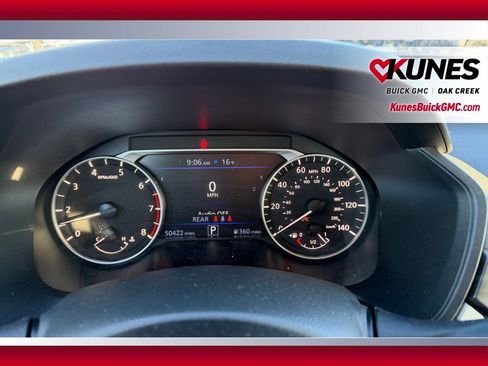 Used 2024 Nissan Altima 2.5 SV image 19