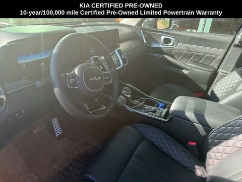 Certified 2023 Kia Sorento SX image 18