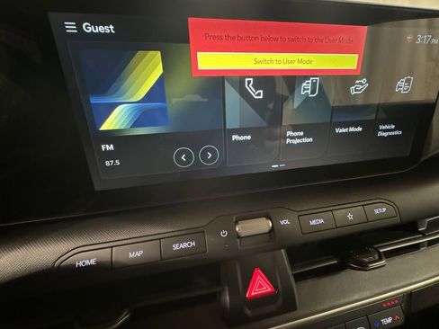 New 2025 Kia K4 LXS image 19