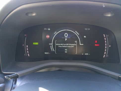 Used 2025 Toyota Camry SE image 22