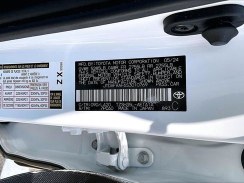 Certified 2025 Toyota Crown Platinum AWD/4WD image 21