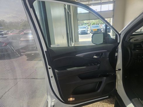 Used 2021 Honda Ridgeline RTL-E image 18