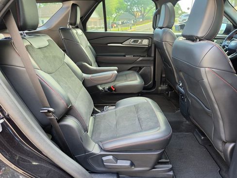 Used 2025 Ford Explorer ST w/ Sun And Sound Package image 42