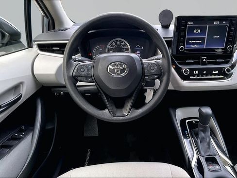 Used 2022 Toyota Corolla LE w/ Carpet Mat Package (TMS) FWD image 5