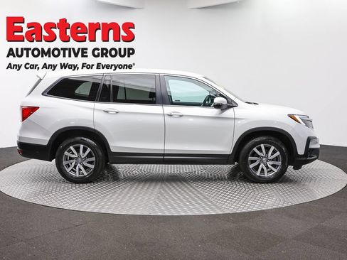 Used 2021 Honda Pilot EX image 4
