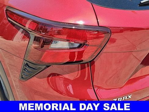 New 2025 Chevrolet Trax LT w/ Driver Confidence Package FWD image 39