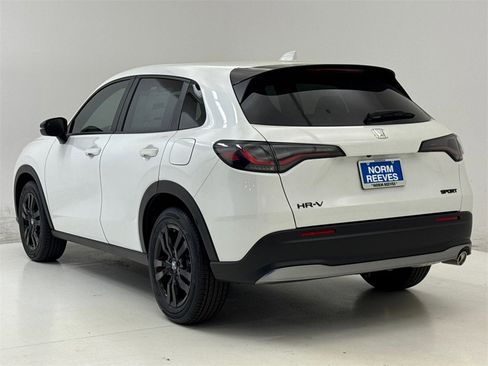 New 2026 Honda HR-V Sport image 9