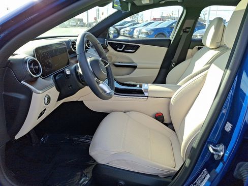 Used 2024 Mercedes-Benz C 300 4MATIC Sedan image 13