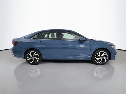 Used 2026 Volkswagen Jetta SEL FWD image 8