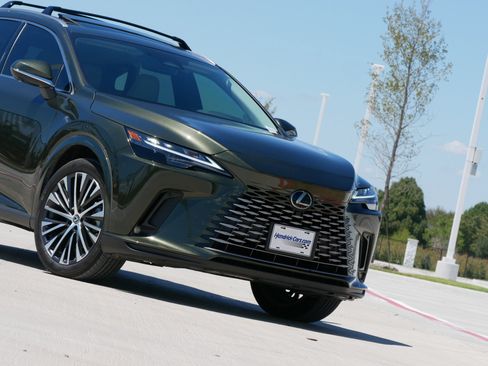 Used 2025 Lexus RX 350 Premium Plus w/ Convenience Package AWD/4WD image 37